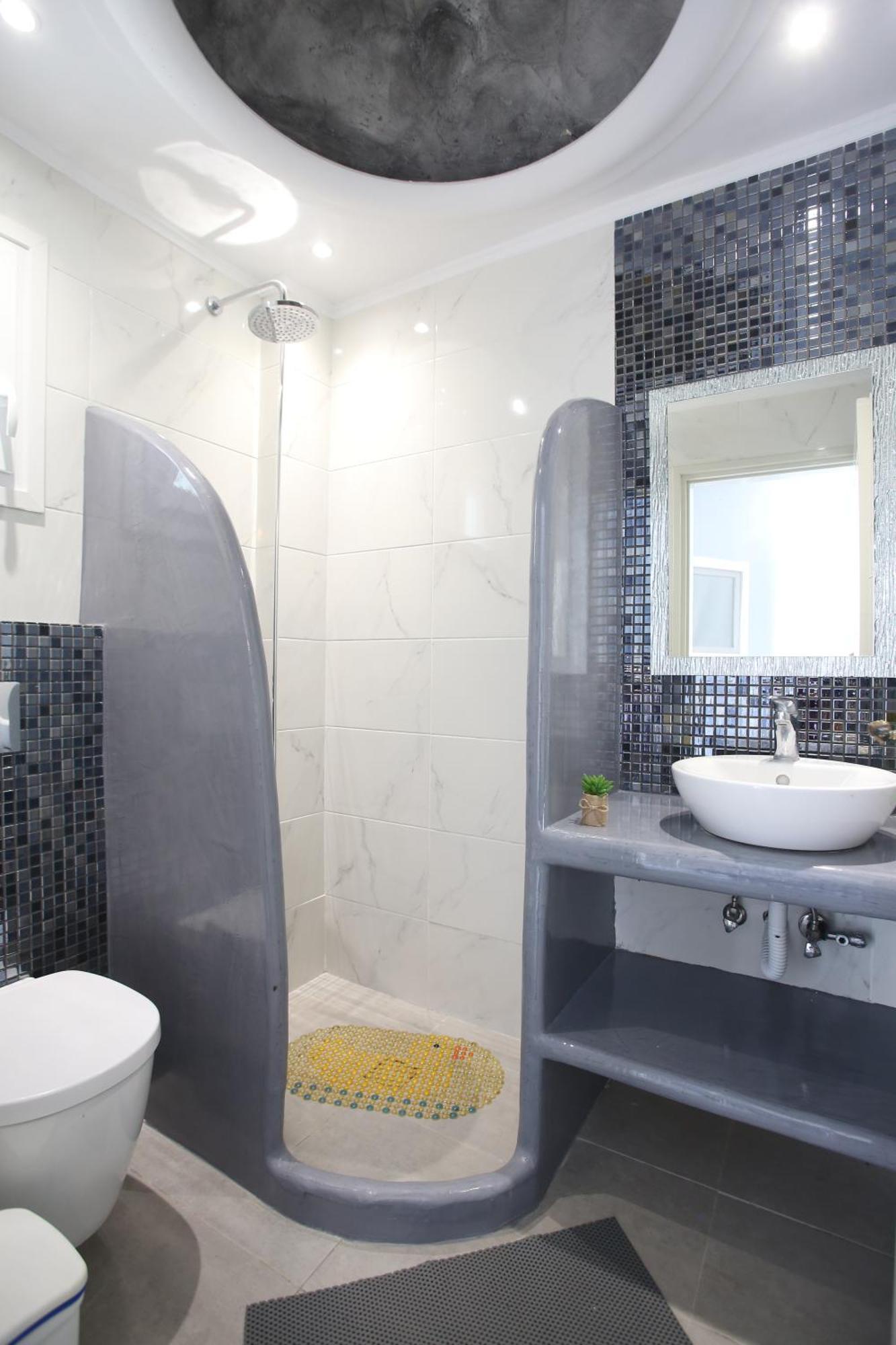 Double or Twin Room Lower Floor